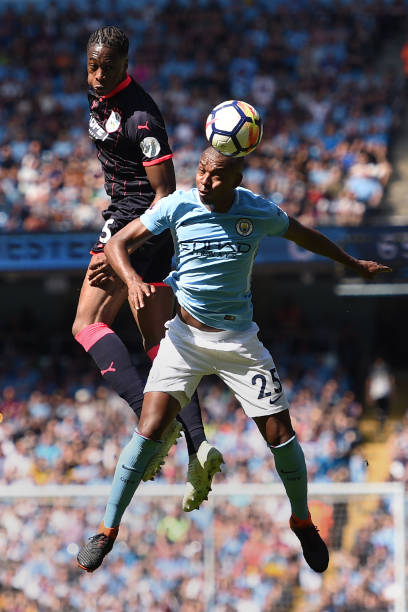 拉菲尼亚从 拉菲尼亚从