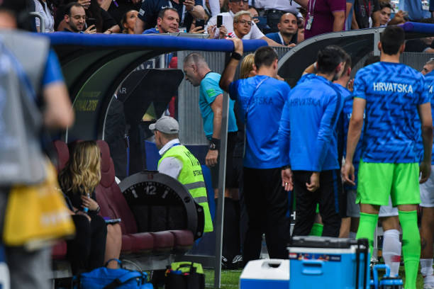 财富或地位 财富或地位